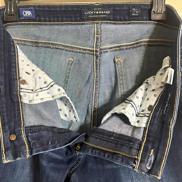 Bella Swan Style Lucky Brand Sweet Straight Mid Rise Dark Wash Women’s Size 12 - Picture 8 of 11